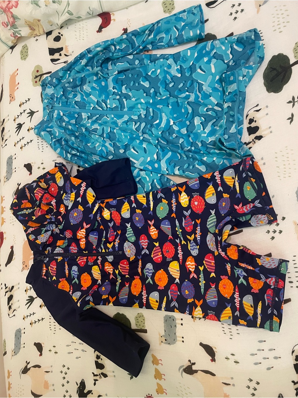 Kids Rash Guard & Puddle Suit Set - Blue Camo Jacket + Navy Fish Print Suit